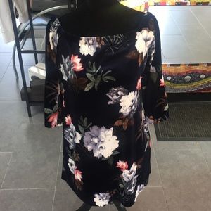 Vision navy blue velvet dress